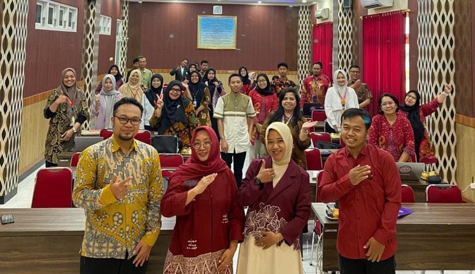Politeknik Indonusa Surakarta Yang Merupakan Kampus Vokasi di Solo, Gelar Upgrading Dosen Pendamping PKM, Perkuat Budaya Riset Mahasiswa