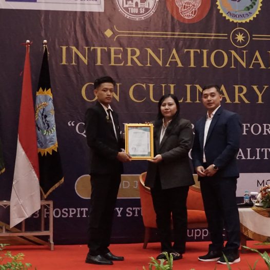 Promosikan Wisata Kuliner Global, Prodi D3 Perhotelan INDONUSA Gelar Seminar Internasional