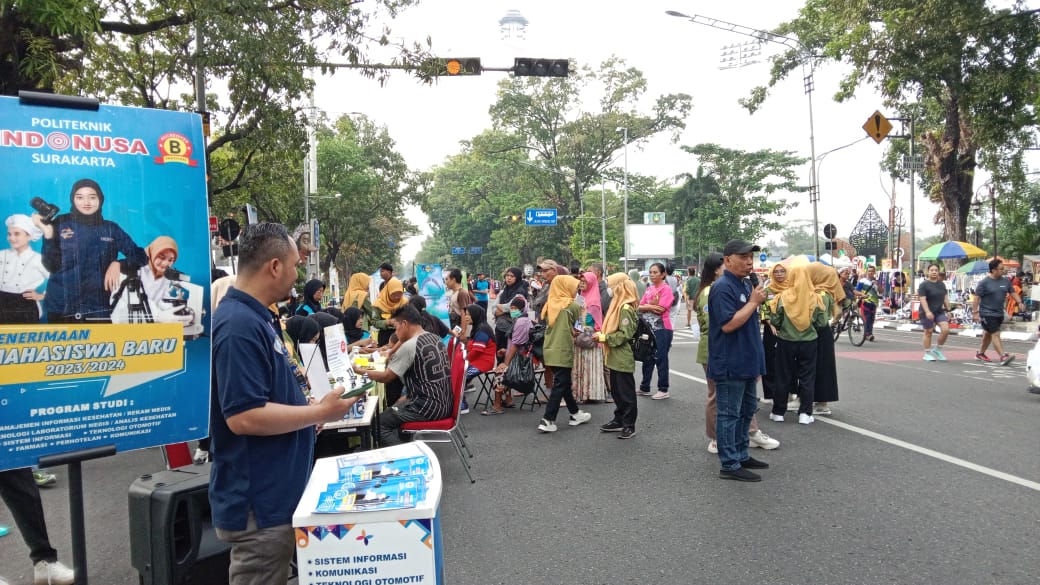 Aksi Sehat Mahasiswa INDONUSA Gelar Cek Kesehatan Gratis dan Edukasi di Tengah CFD Aksi Sehat Mahasiswa INDONUSA Gelar Cek Kesehatan Gratis dan Edukasi di Tengah CFD